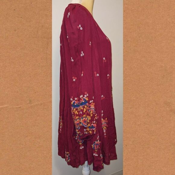 TR Free People Embroidered dress - EUC - Picture 2 of 7